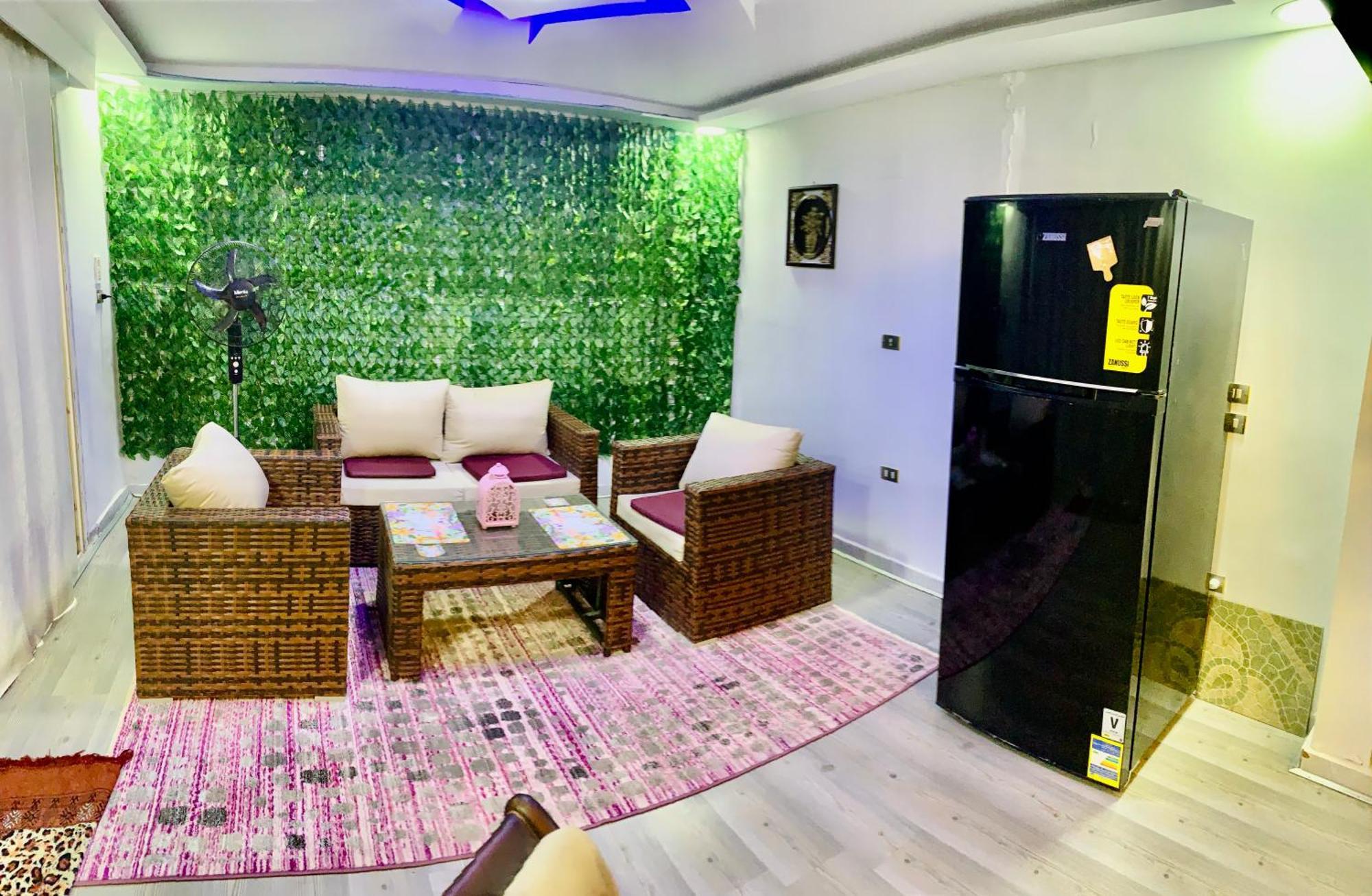 Apartment With A Private Garden In New Каїр Екстер'єр фото